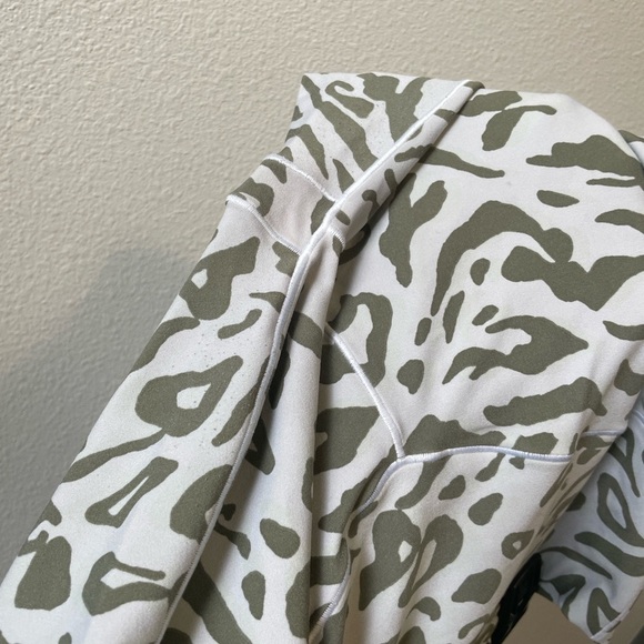 Offline by Aerie | Animal Print High-Rise Biker Shorts - Picture 6 of 7